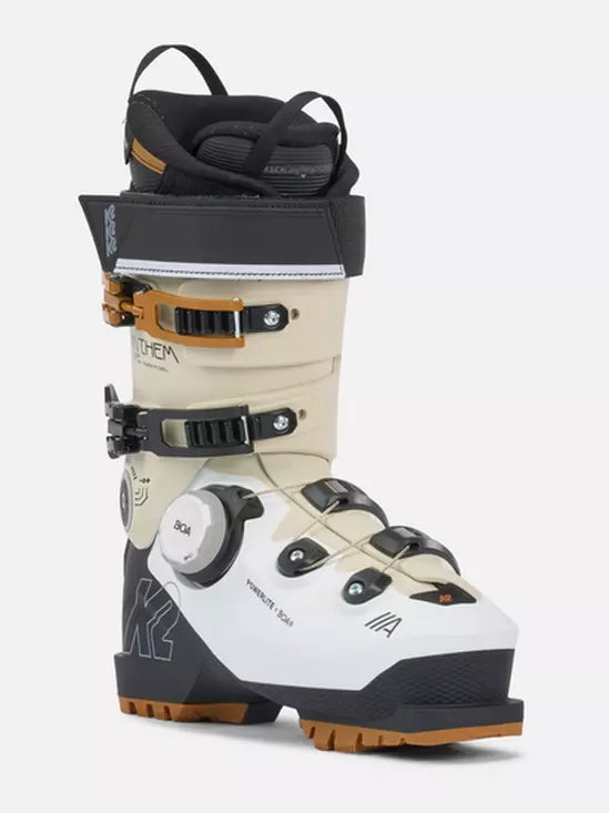 The Anthem 95 BOA® is a great introductory boot for the athletic skier looking to level up their skills. Outfitted with the all-new BOA® Fit System and MultiFit Last which was specifically designed to fit a variety of foot shapes resulting in dialed in performance and a micro-adjustable precision fit.