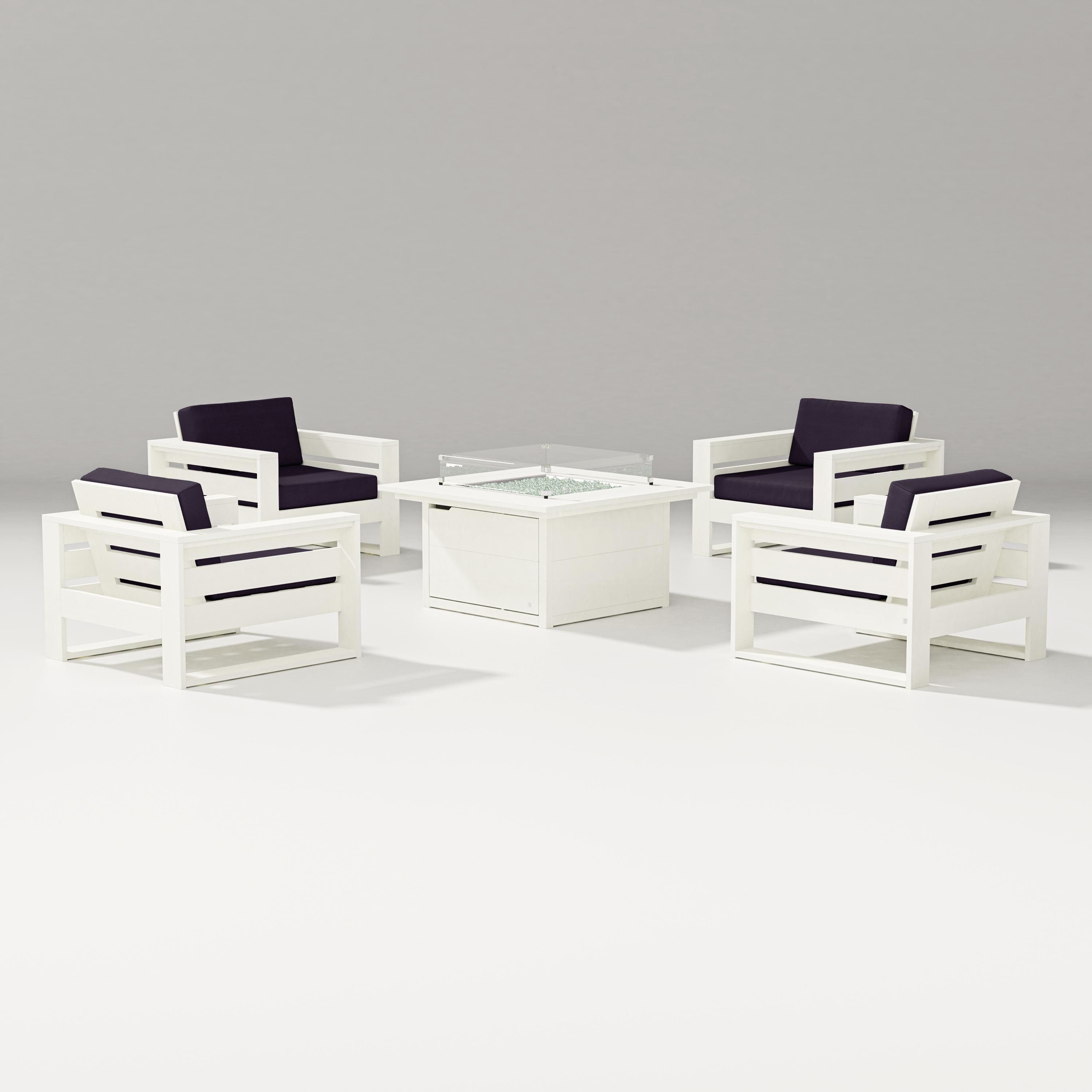 PW Designer Series Latitude 5-Piece Lounge Fire Table Set in Vintage White / Navy Linen