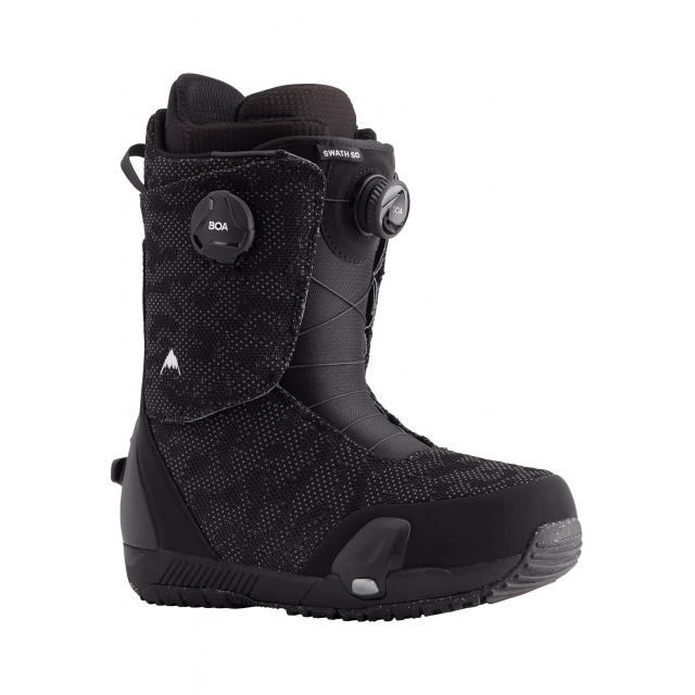 Just step and ride. The men's Burton Swath Step On Snowboard Boot brings step-in binding ease to ease the medium-flex tweakability and comfort of the Swath boot.