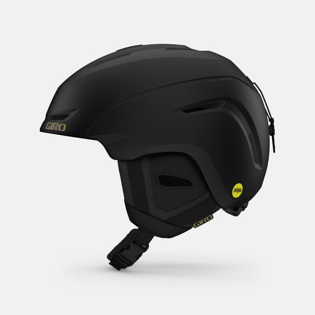 The women's Avera™ helmet's most recognizable quality is its distinct design lines, inspired by giant mountain landscapes and smooth turns.