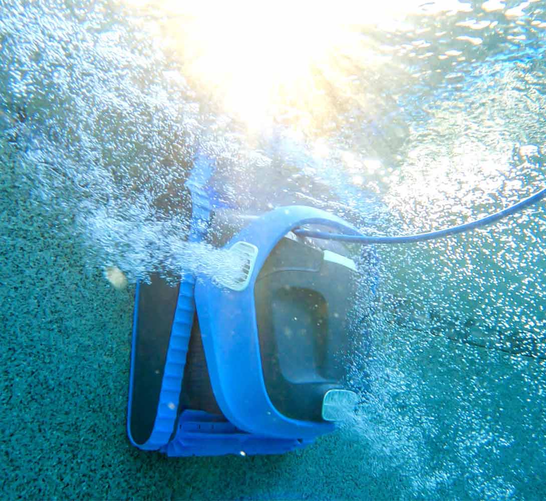 Dolphin S400 Robotic Pool Cleaner