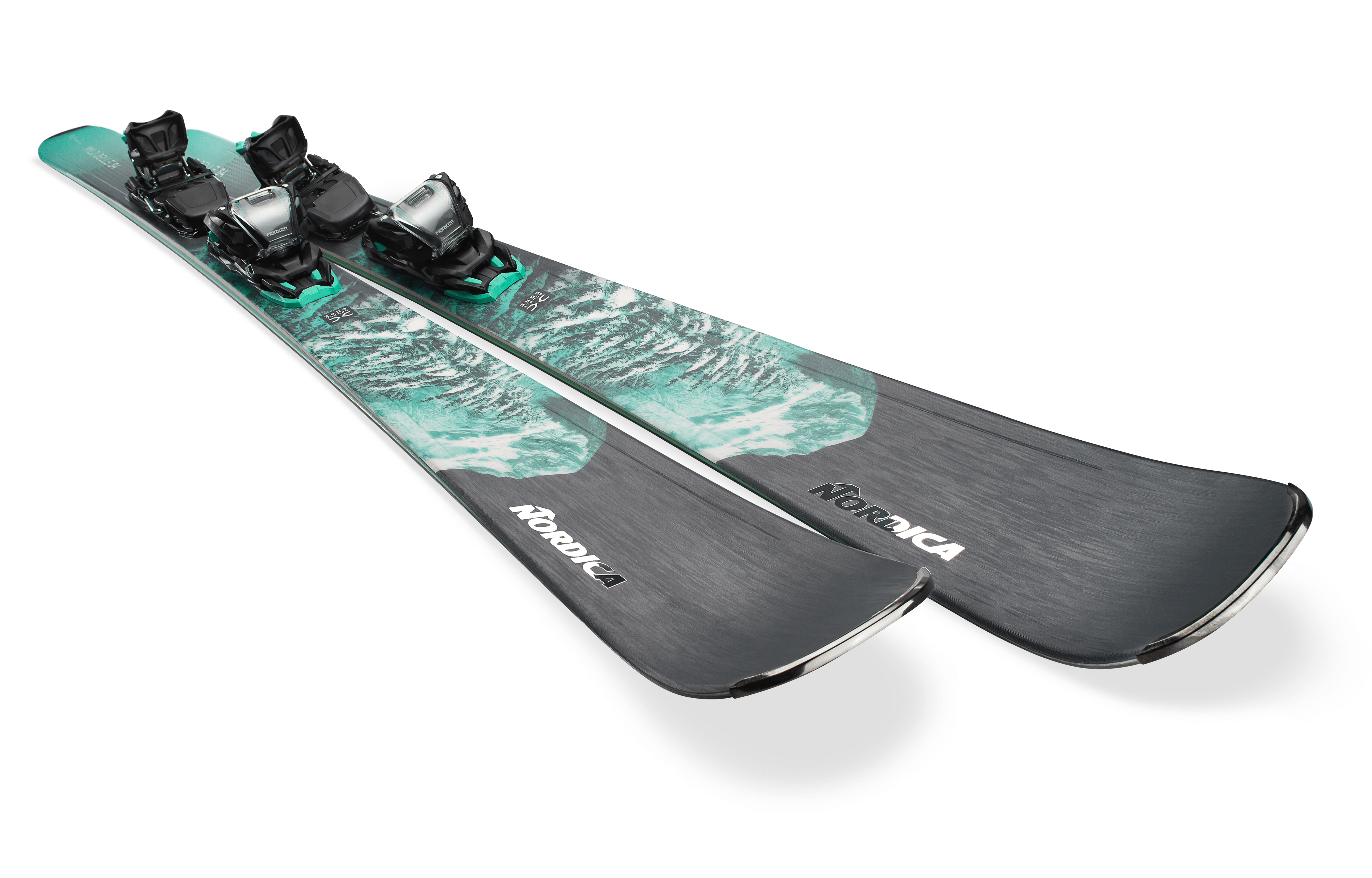 Take control of the entire mountain with Nordica's all-new Wild Belle DC84. Equipped with a wider waist, this all-mountain ski provides female skiers with the confidence they need to tackle any terrain and all conditions.