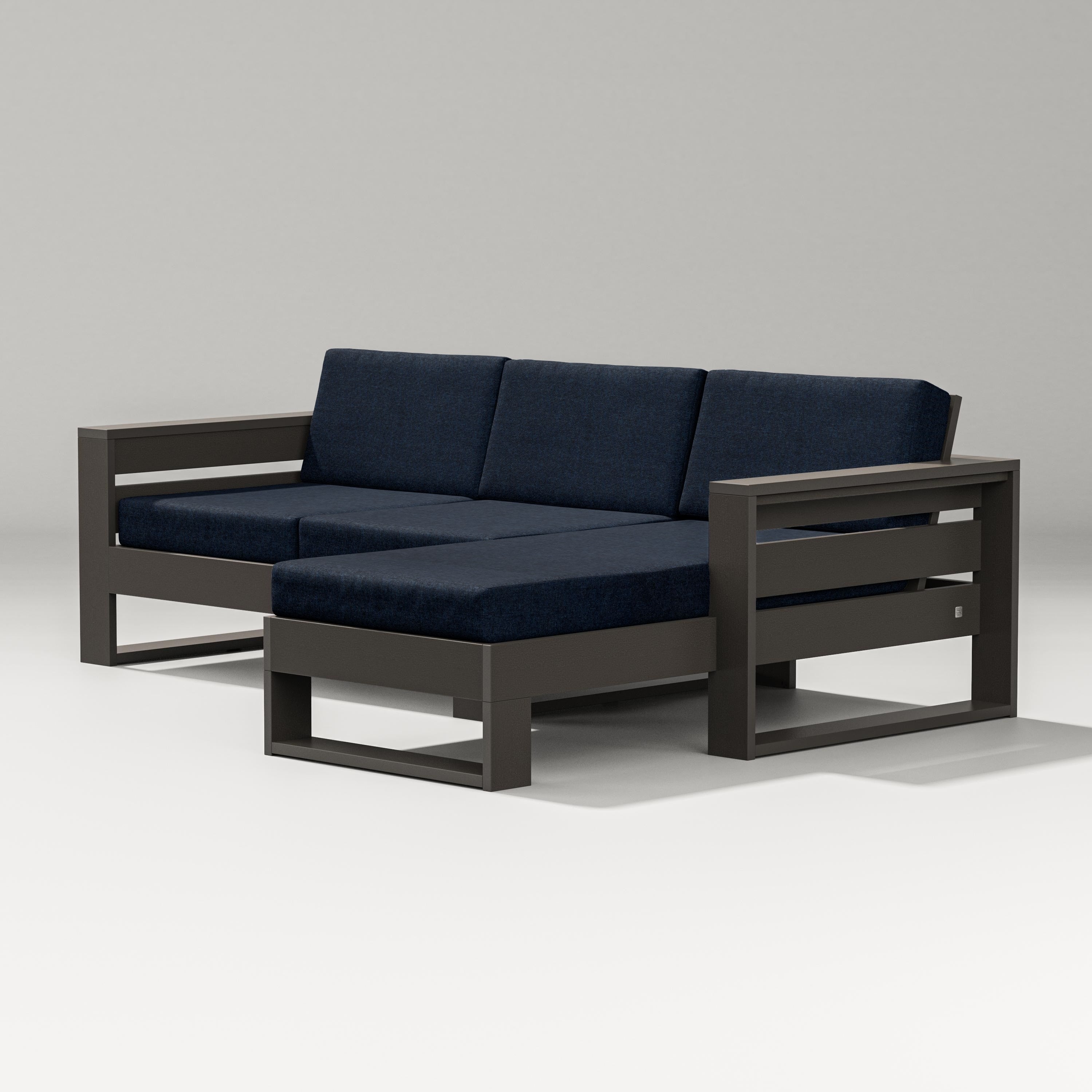 PW Designer Series Latitude Right Chaise Sectional in Vintage Coffee / Marine Indigo