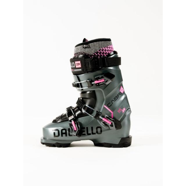 The boot for freeride enthusiasts who are looking for benchmark downhill performance, but who do not want to compromise on comfort, handling and sustainability.