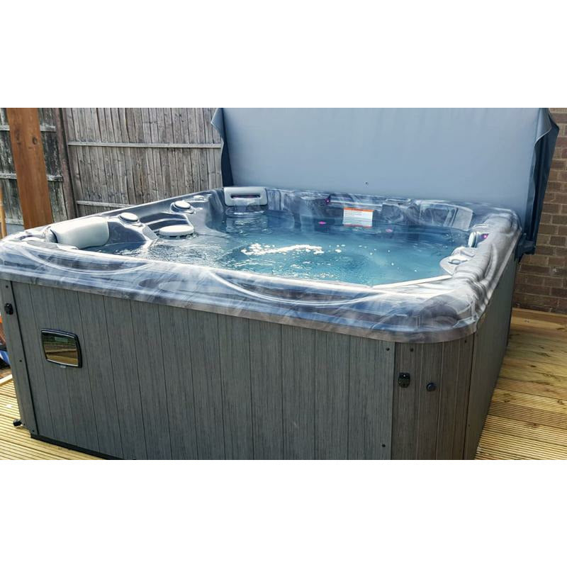 Artesian Spas 735B Deluxe Class